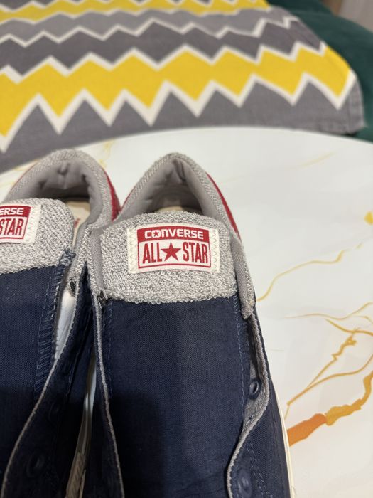 Converse - marimea 41.5 (26.5 cm) - stare foarte buna