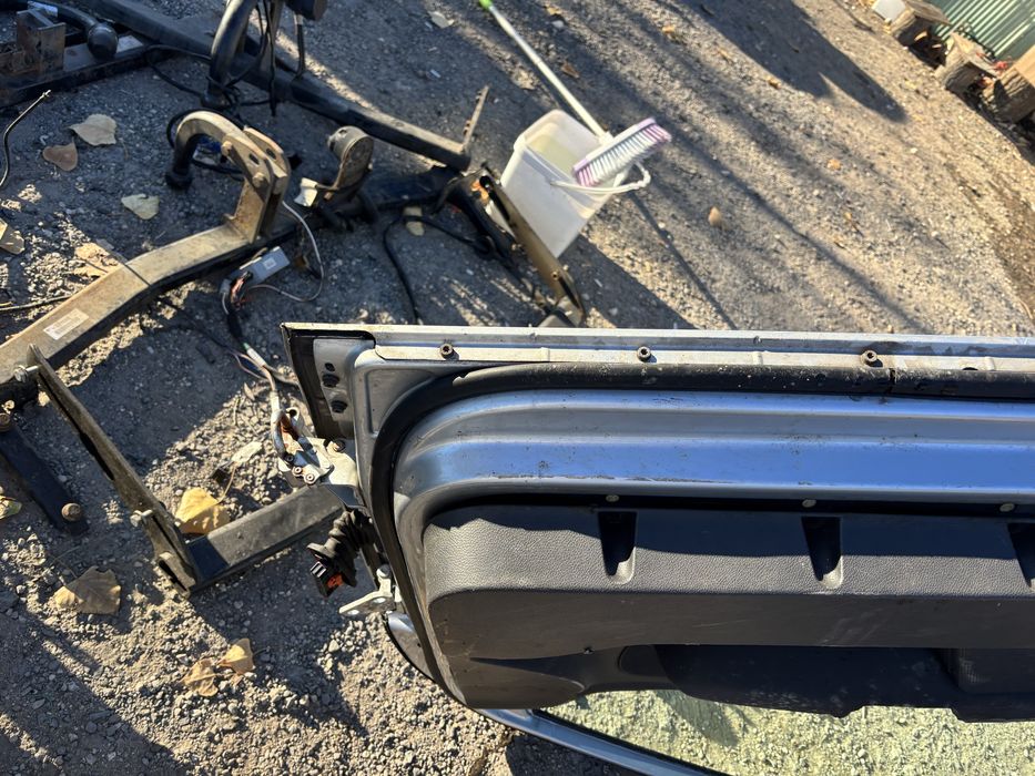 Задни Врати за Голф 5 .