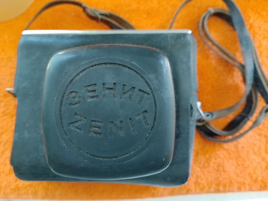 Aparat foto Zenith TTL