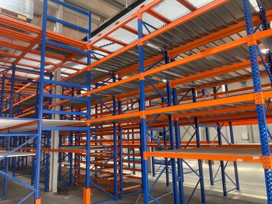 Rafturi metalice industriale