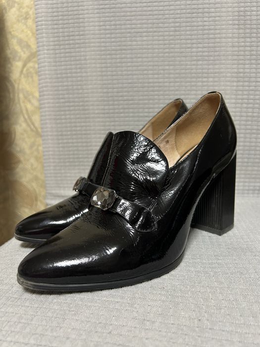 Туфли на высоких каблуках классика