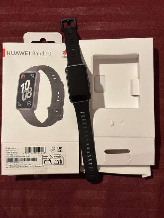 Brățară fitness Huawei Band 10 – neagră, nefolosită în cutie