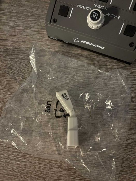 Thrustmaster Boeing Yoke + Throttle