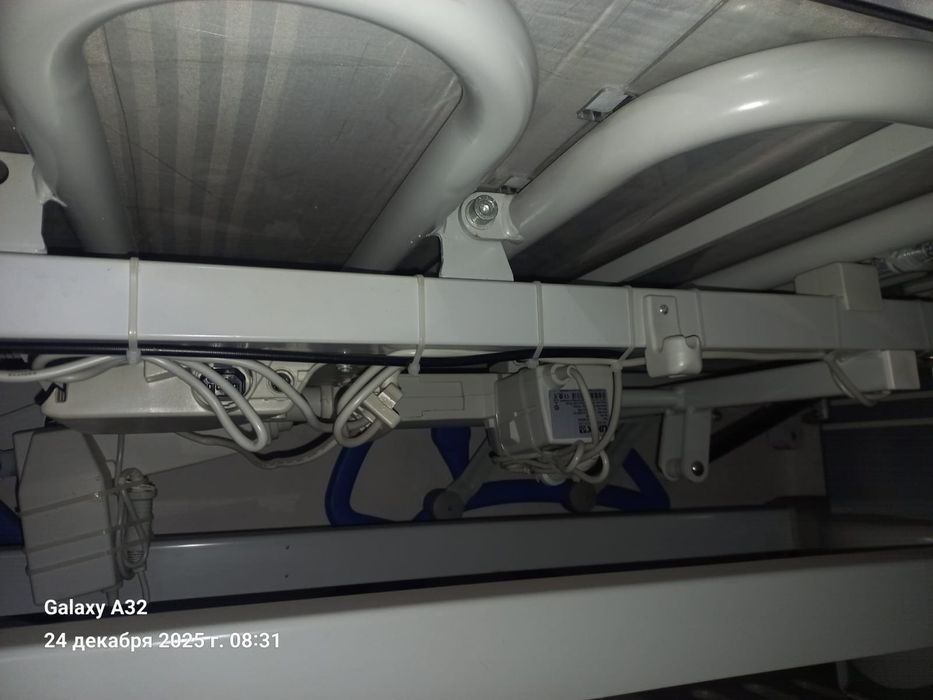 Медицинская кровать