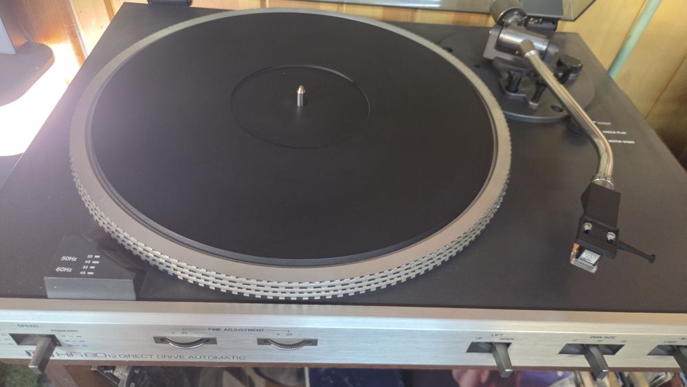 Грамофон itt hifi8012