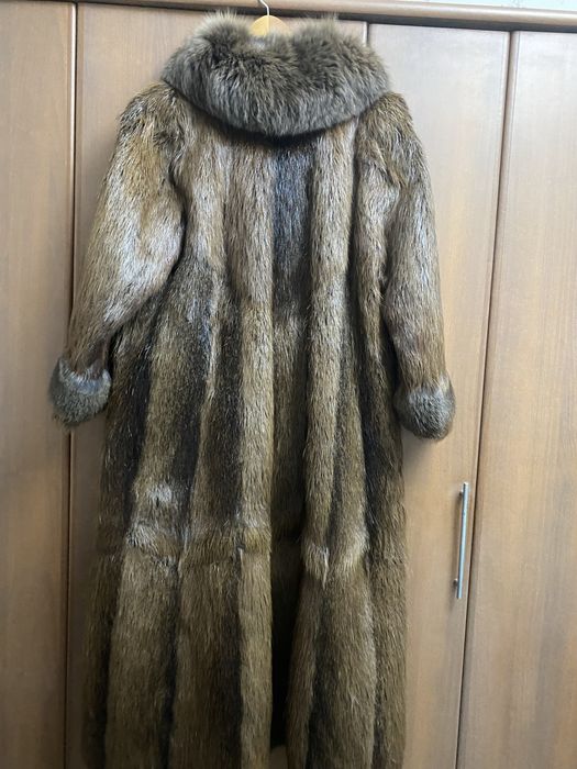 Шуба, греческая, нутрия с песцом