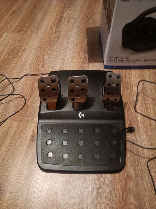 Руль игровой Logitech g923