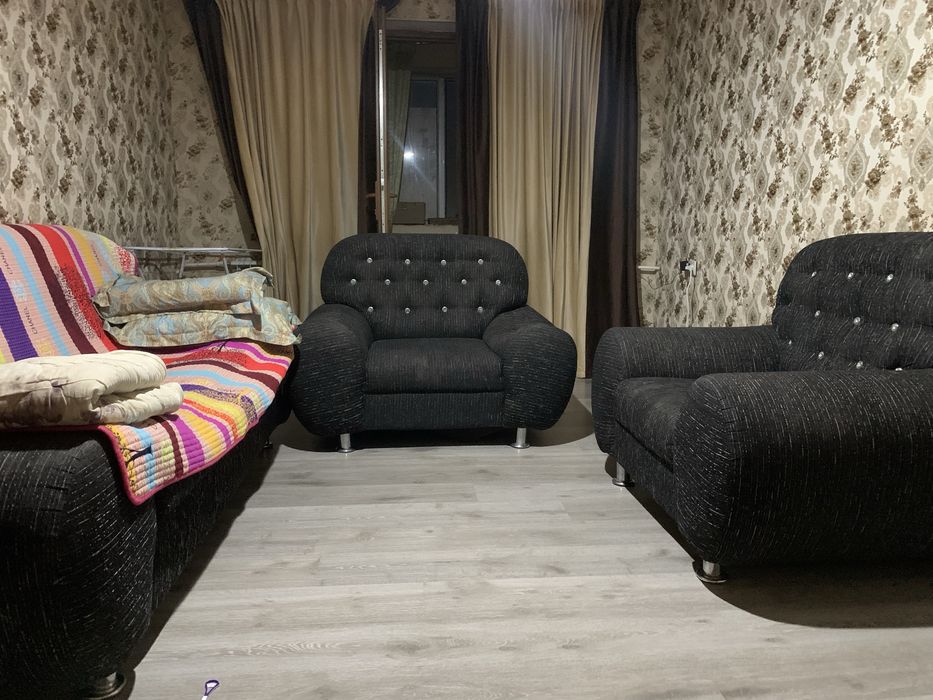 Диван и кресла, 15000