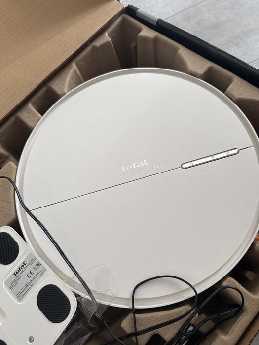 Робоп пылесос Tefal X-plorer serie 60