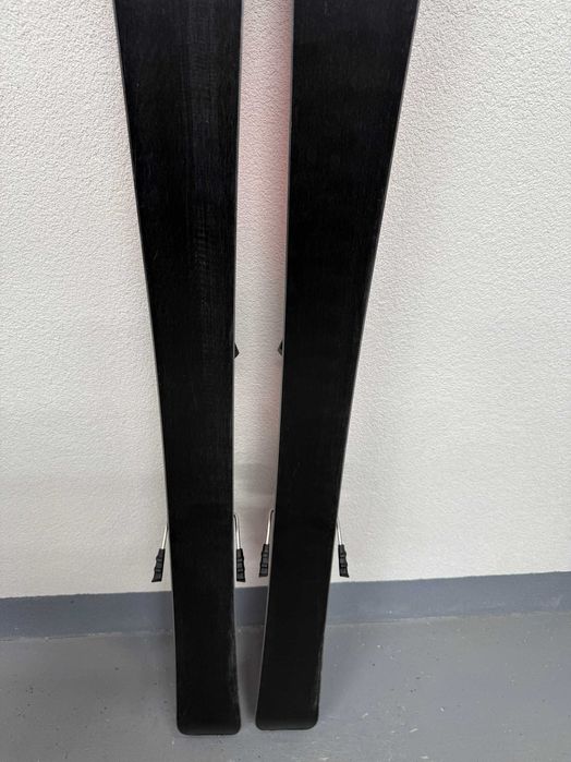 schi head total joy L148cm