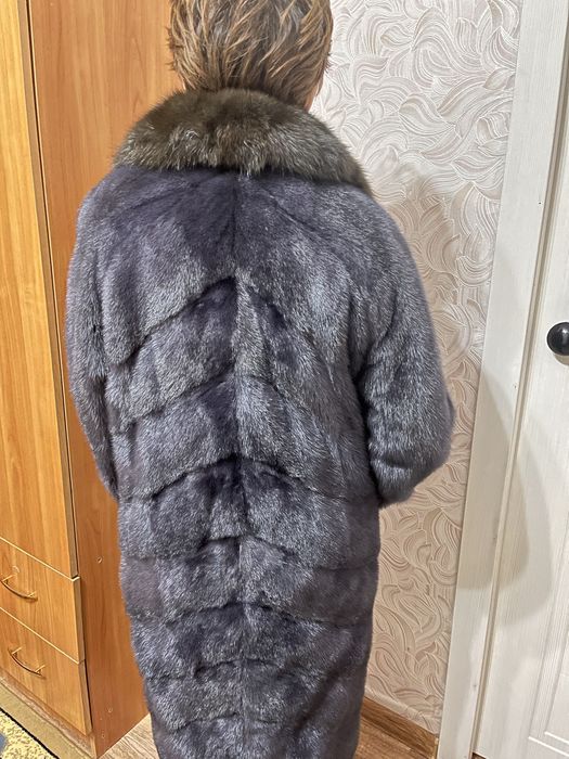 Продам норковую шубу