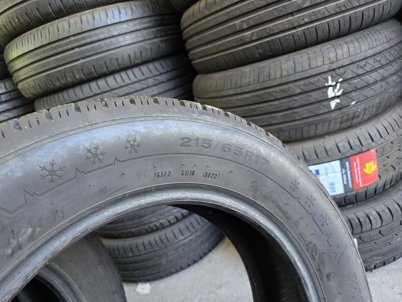 215/65/17 DUNLOP 2бр