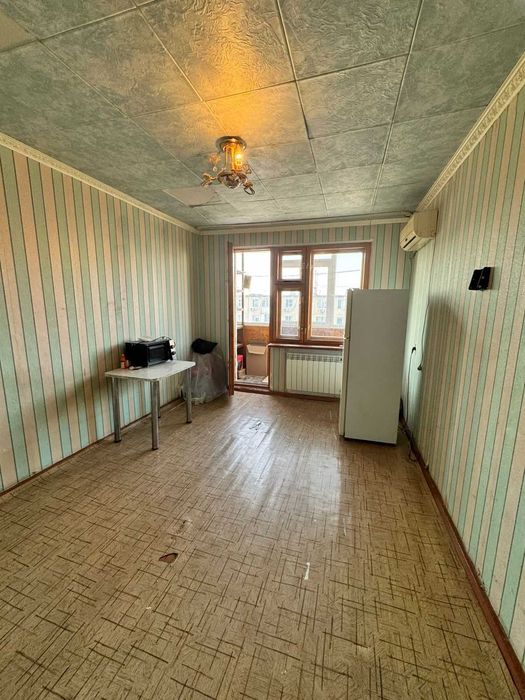 продам 2 комнатную на Есетке