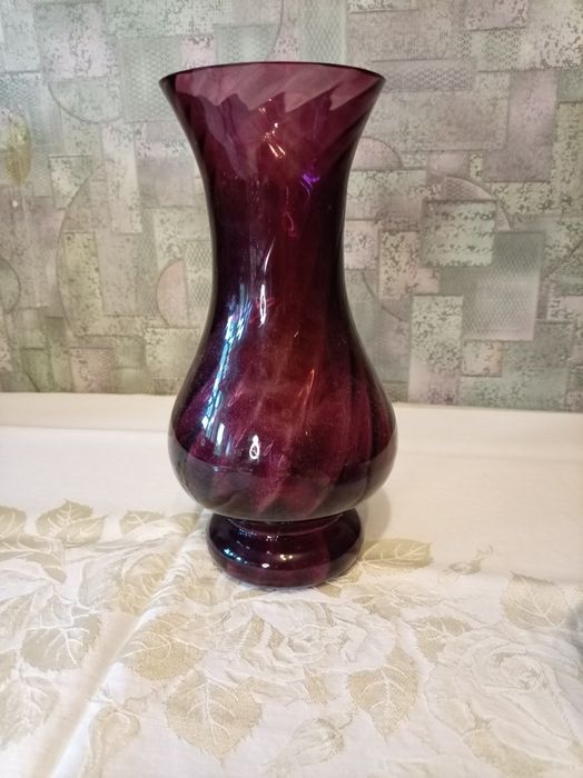 Продам часы ссср, хрусталь, вазы, конфетницы.