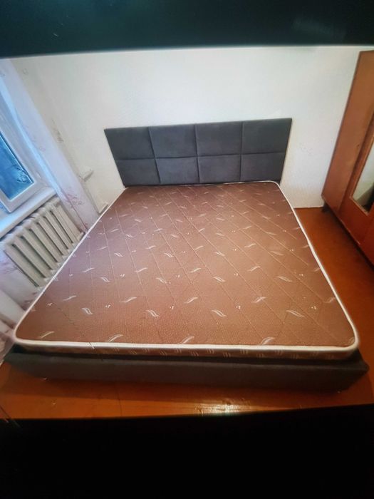 Кравать большая удобная