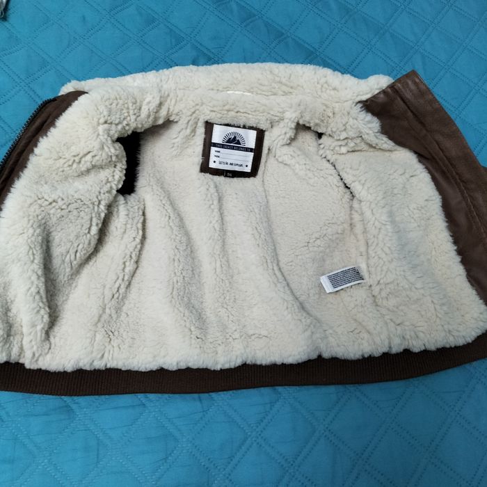 Geaca baiat superbă