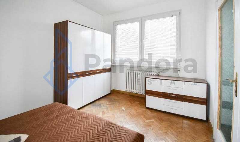 Дава се под наем Тристаен апартамент в София, Оборище - 110 кв.м за 850 € - Снимка #6