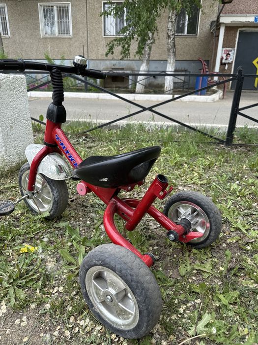 Детский трёхколёсный велосипед