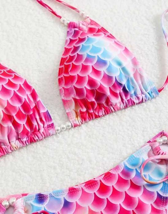 Красив бански от две части