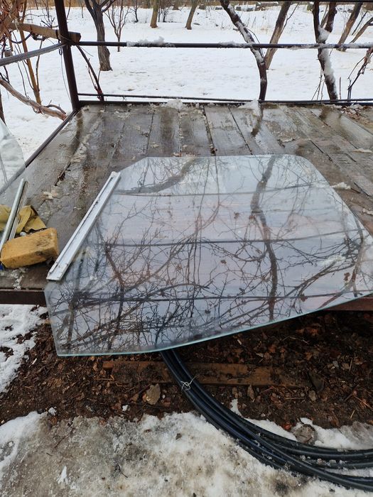 Дверьно стекло  Волва FH 12