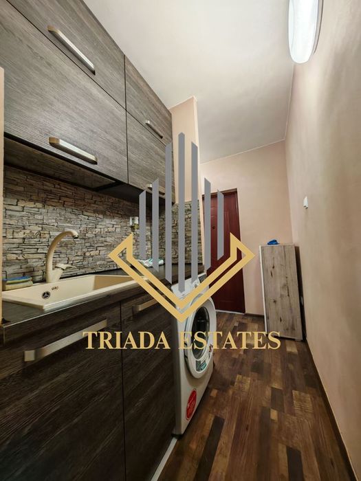 Уютна и стилно обзаведена гарсониера в жк.Изгрев. КЛЮЧ в Офиса