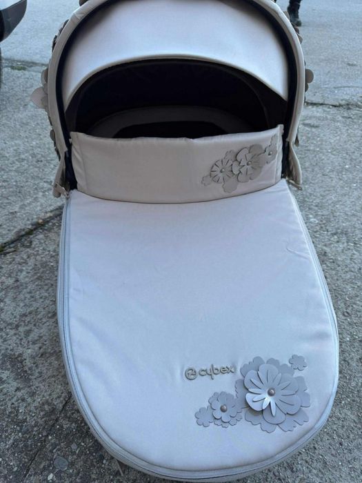 Бебешка количка Cybex за момиче