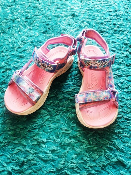 Sandale Skechers fetițe mărime 33,5 cu lumini