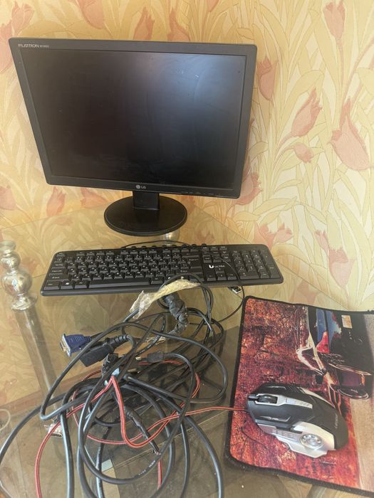 Компьтер сатам срочно