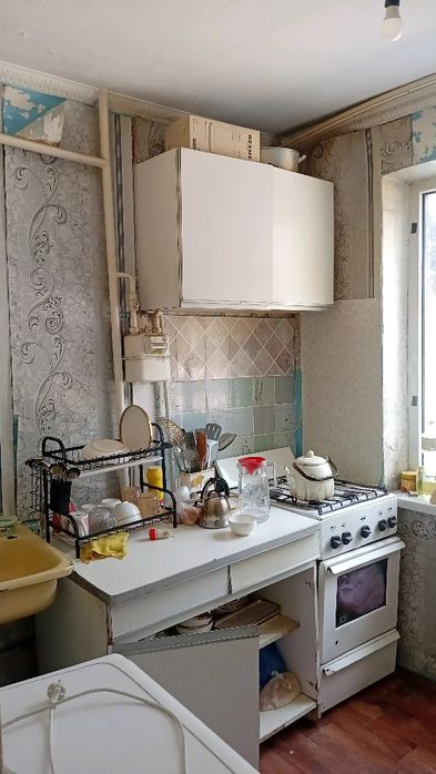 Продам 2х ком.кв.в 7мкр.дом 9