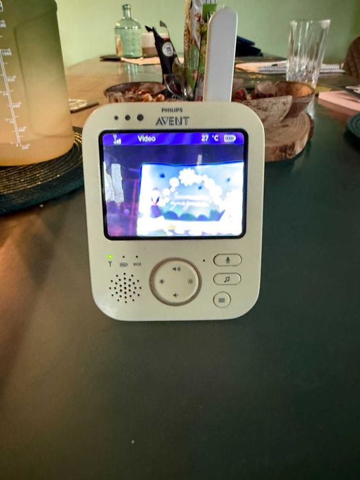 дигиталния видеофон Philips Avent SCD630