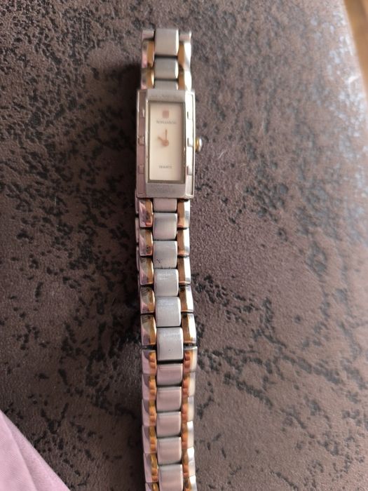 Часы женские Esprit и Romanson