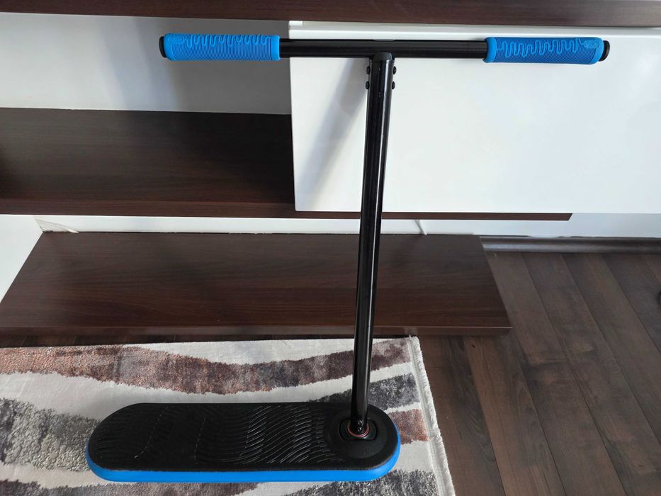 Trotineta Indo Trampoline Pro V2 Blue