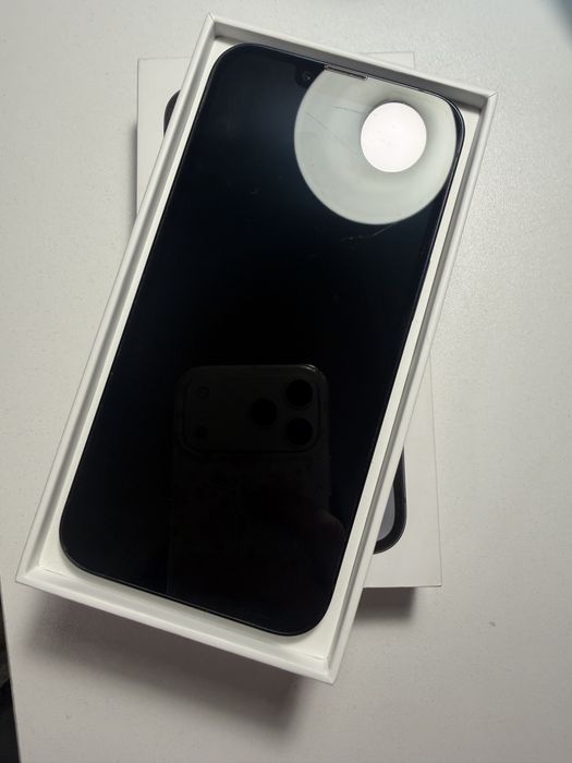 Продам iphone 14 256gb