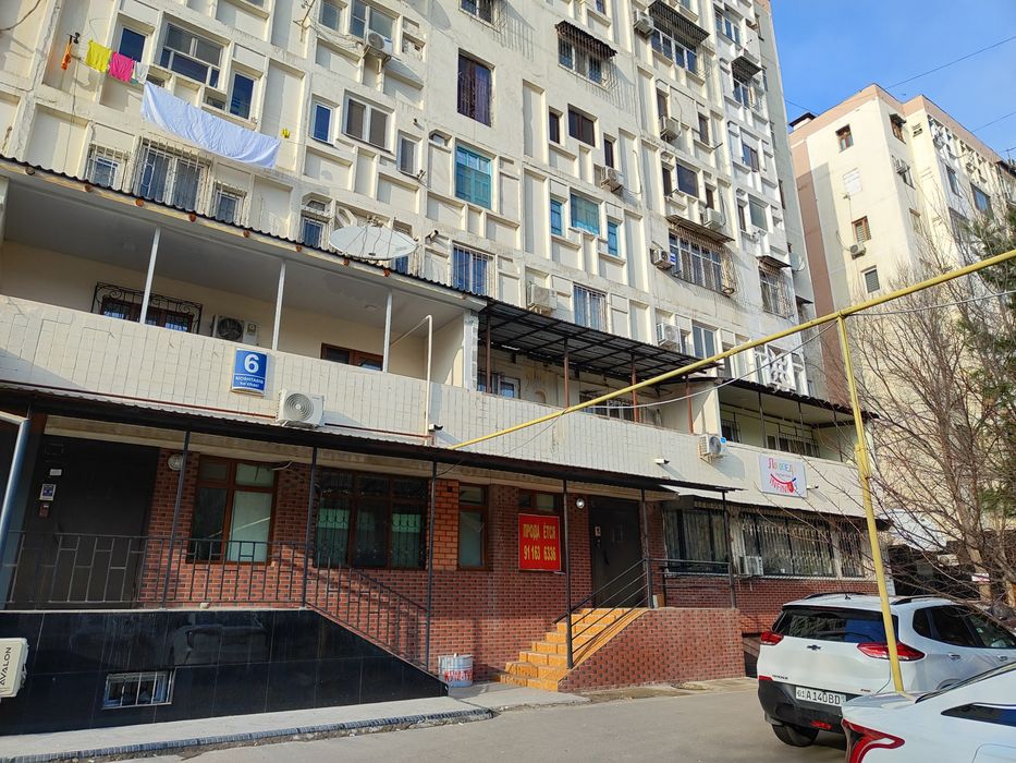 Продам квартиру 1в2 1 этаж сквозная