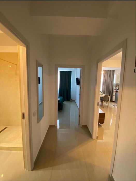Inchiriez apartament