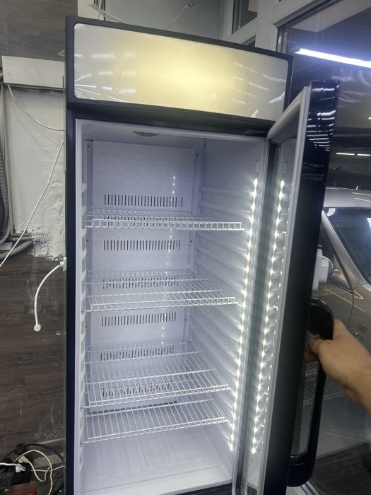 Холодилник для магазин