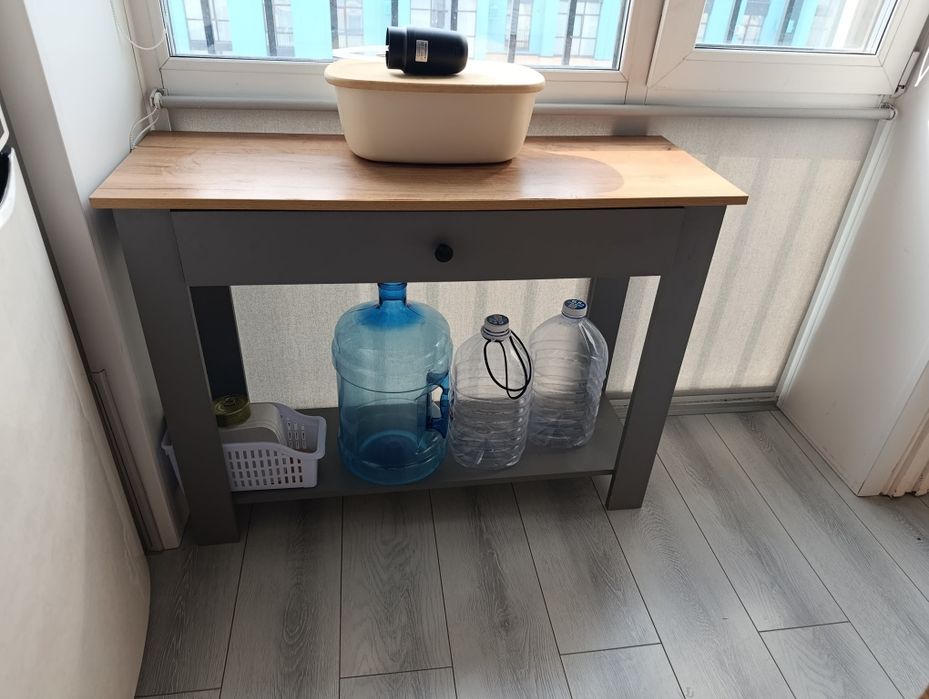 Продам консольную тумбу