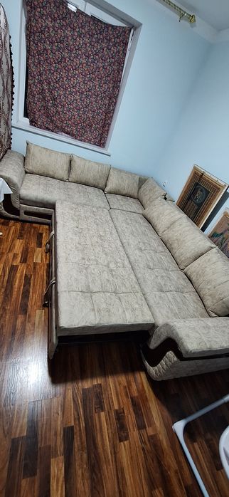 Продается Уголок и стол