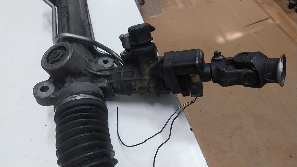 Кормилна рейка за БМВ ( BMW ) Серия 7 ( E65, E66, E67 )
