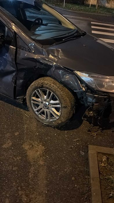 Ford Focus 2.0 Tdi automat, avariat