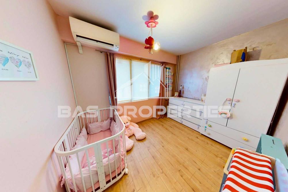 Продава се Тристаен апартамент в София, Надежда 3 - 66 кв.м за 1585 €/кв.м - Снимка #3