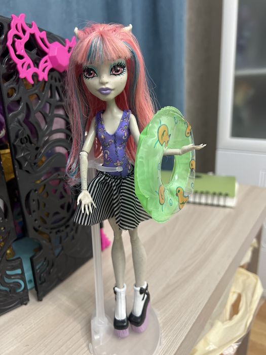 Продам монстер хай кукол