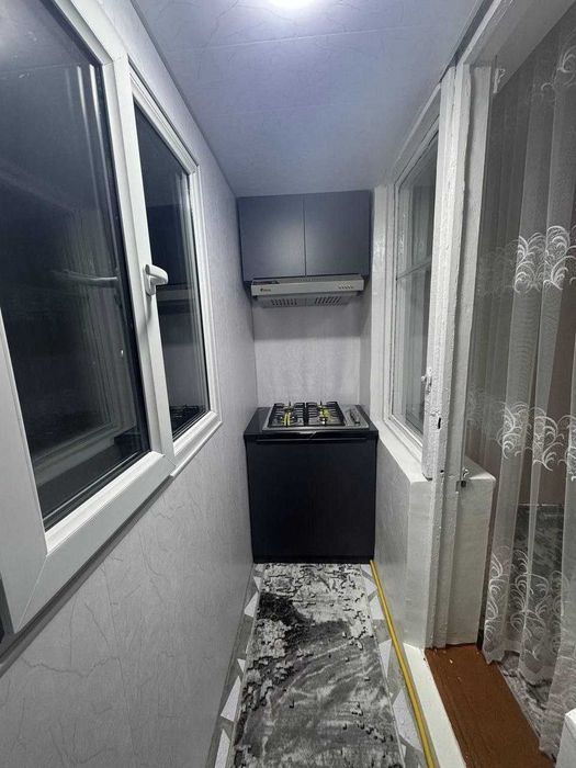 Uy sotiladi 2 xonalik 4 etaj narxi 24 dolor