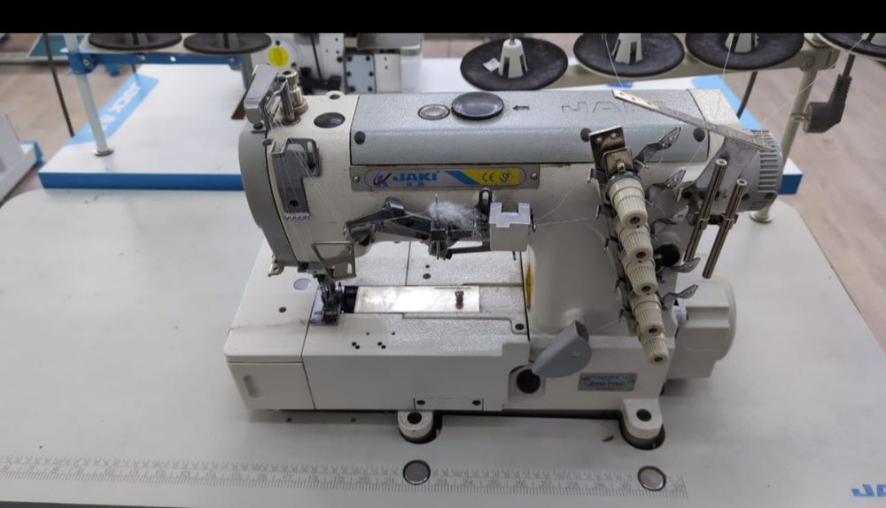 Двухигольная швейная машина JUKI LH- 3568A