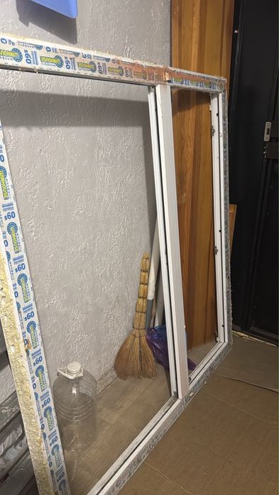 Продам пластиковое окно б/у