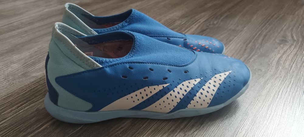 футболни обувки бутонки NIKE и ADIDAS