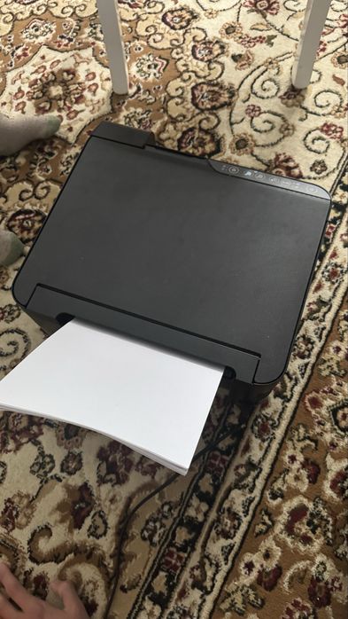 продам принтер епсон L3250