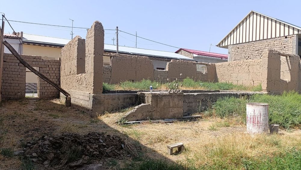 Atrofi uralgan yer maydoni sotiladi/Qaror chiqqan