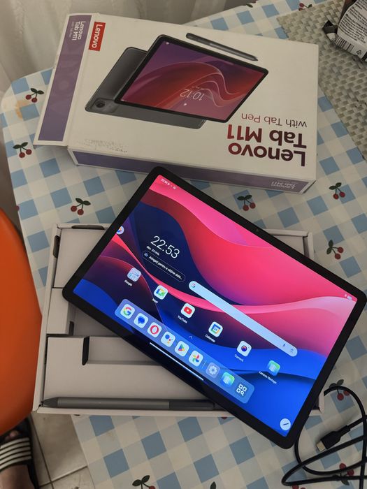 Tableta cu pix Lenovo
