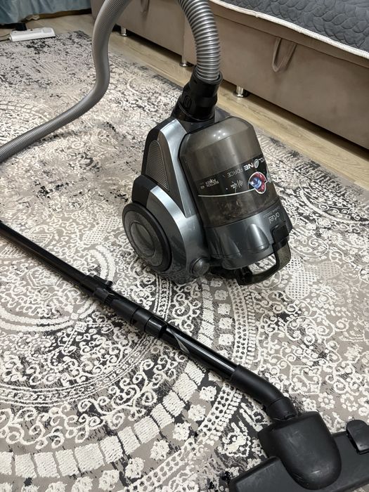 Продам пылесос.